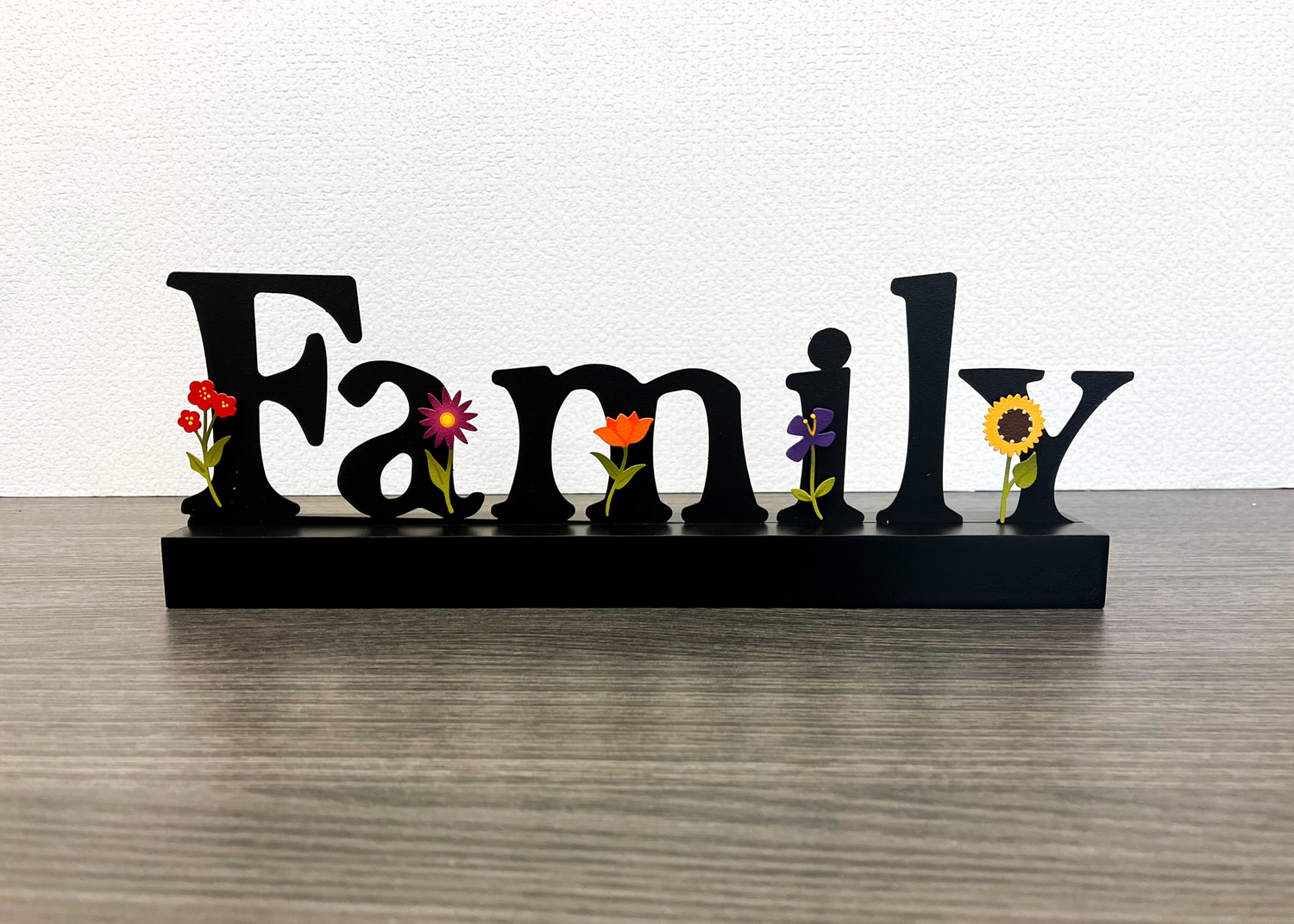 &quot;Family&quot; Magnetic Word w/ Wood Base