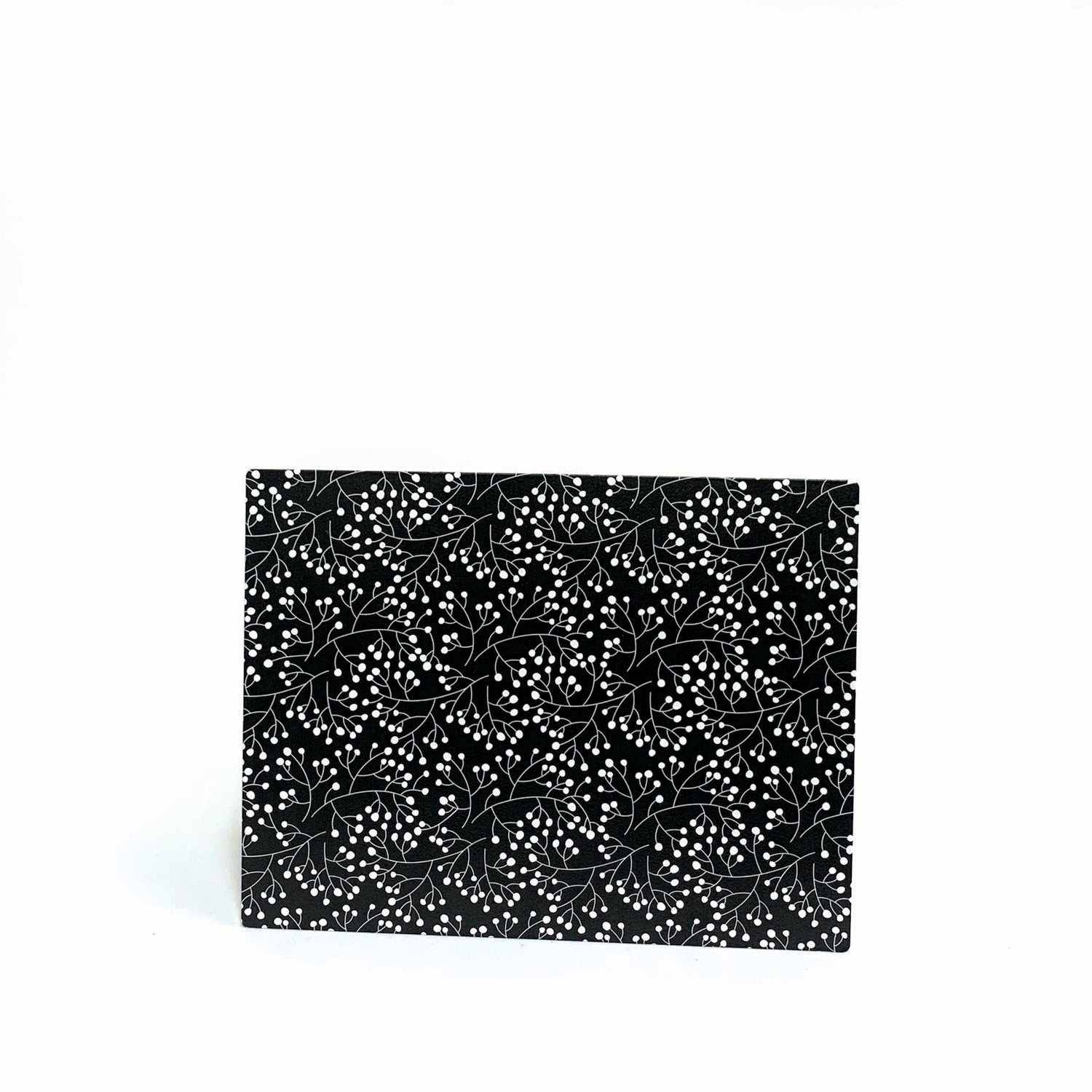 Easel w/ Kickstand 8.5x6.5 Black/White Berries Pattern